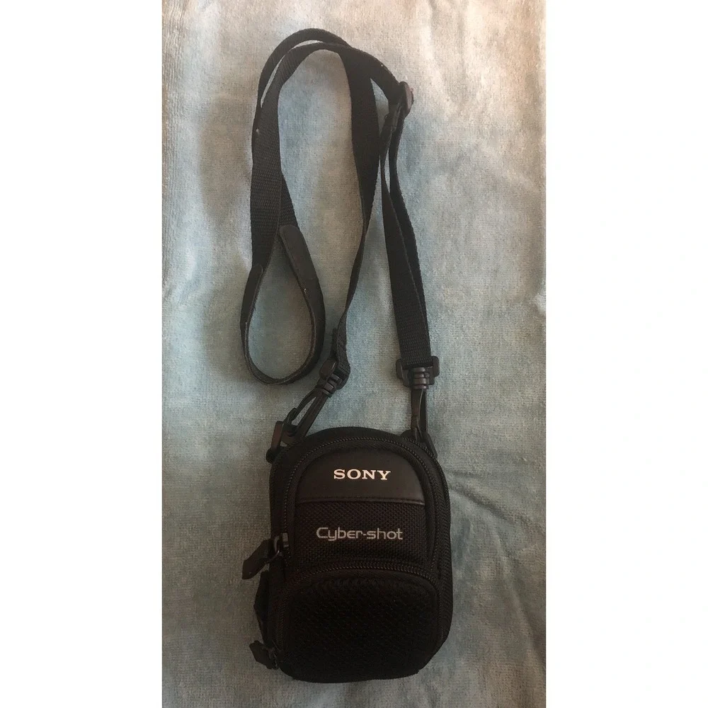 Sony Cyber Shot Camera Case Only Soft Padded  Strap Black 3 Compartments Genuin